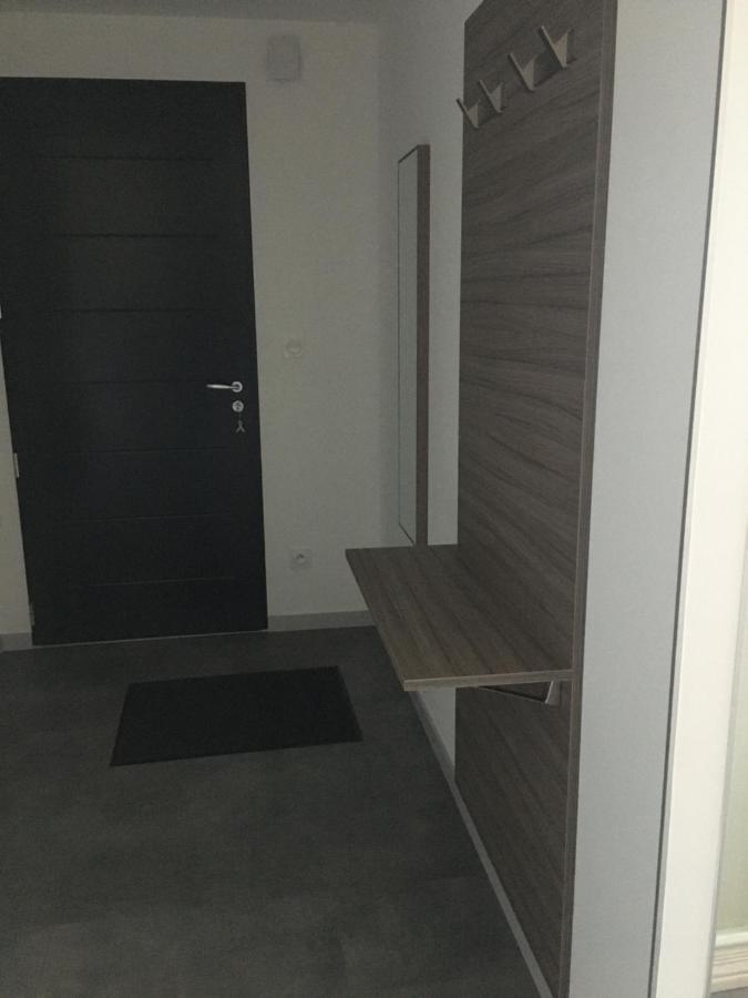 Appartement T2 Independant Dans Maison Pugny-Chatenod Kültér fotó