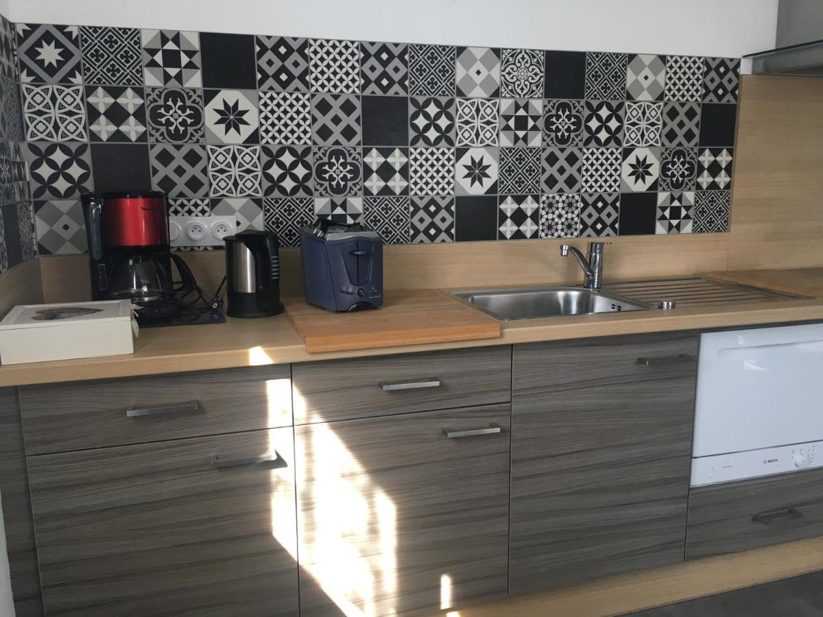 Appartement T2 Independant Dans Maison Pugny-Chatenod Kültér fotó